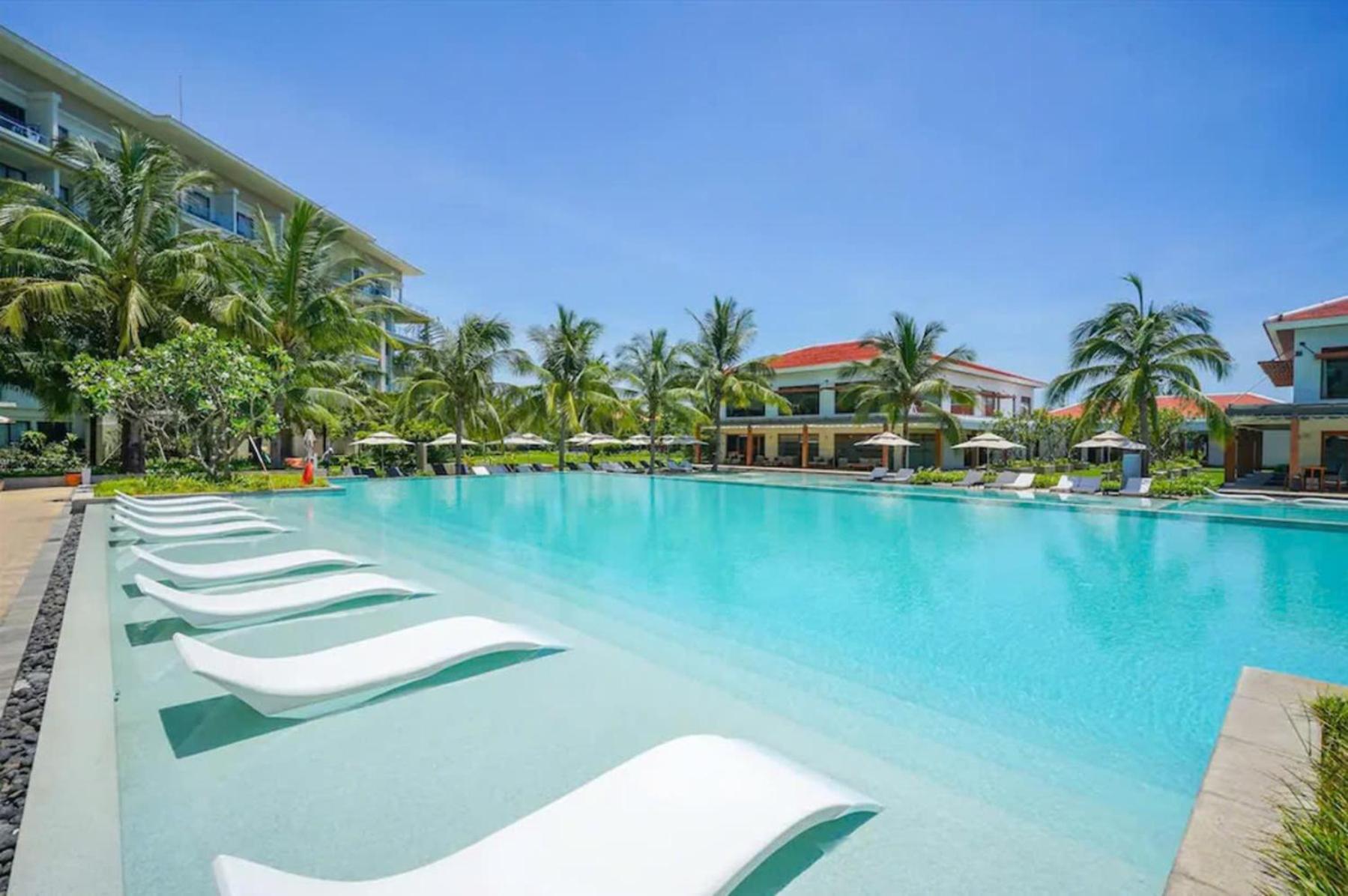 Blue Sky & 5* Da Nang