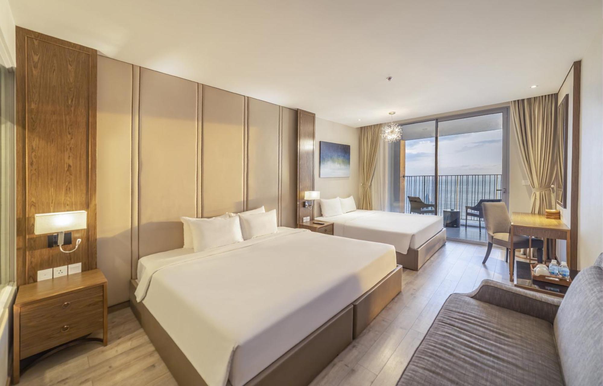 Lyn Panorama Condotel *