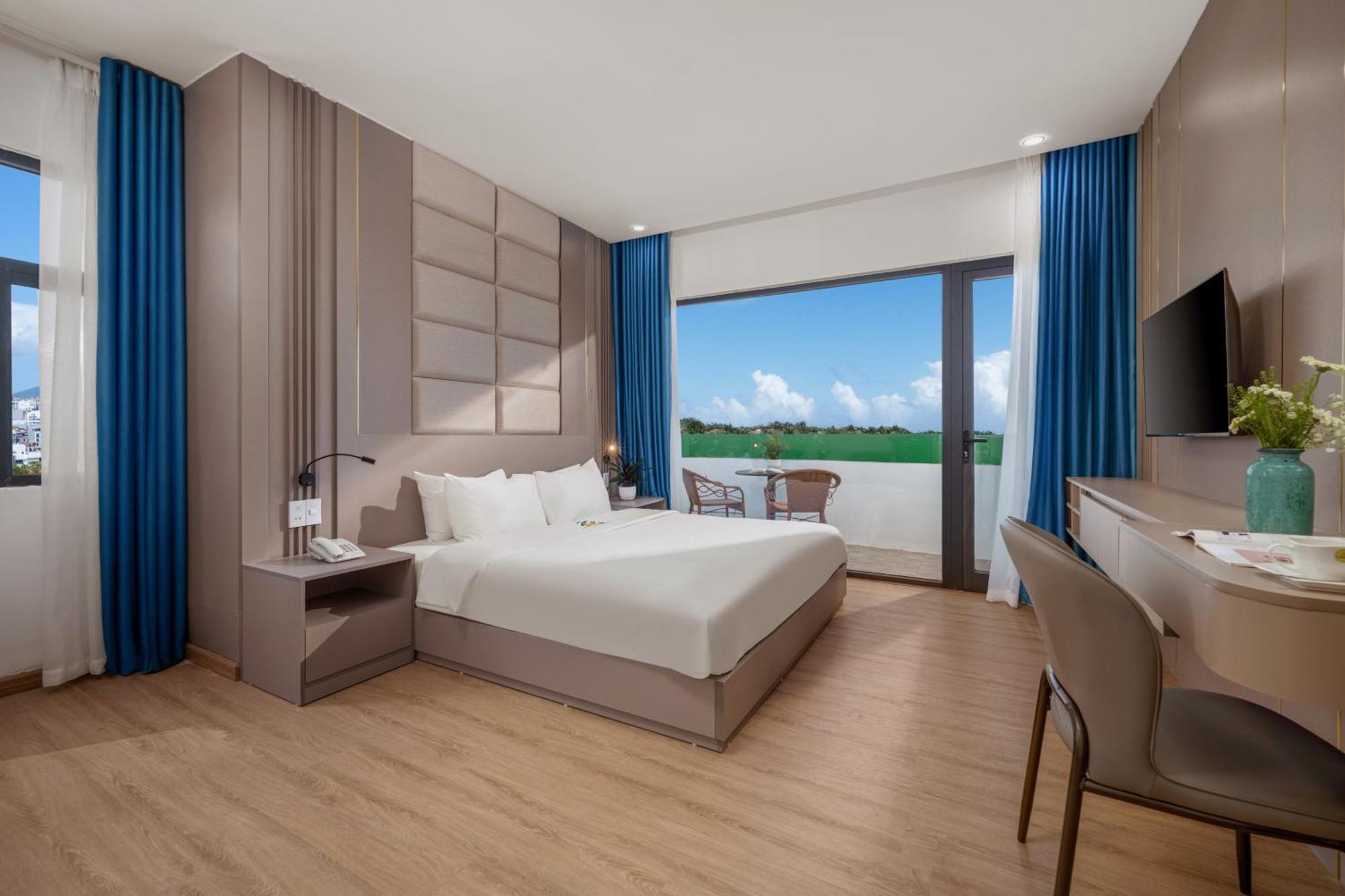 Hotel Elc 4*