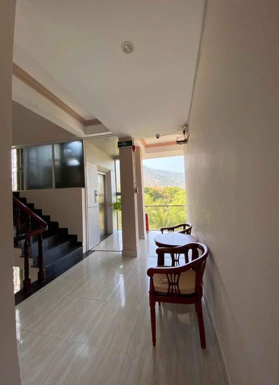 Hotel Trung Hau