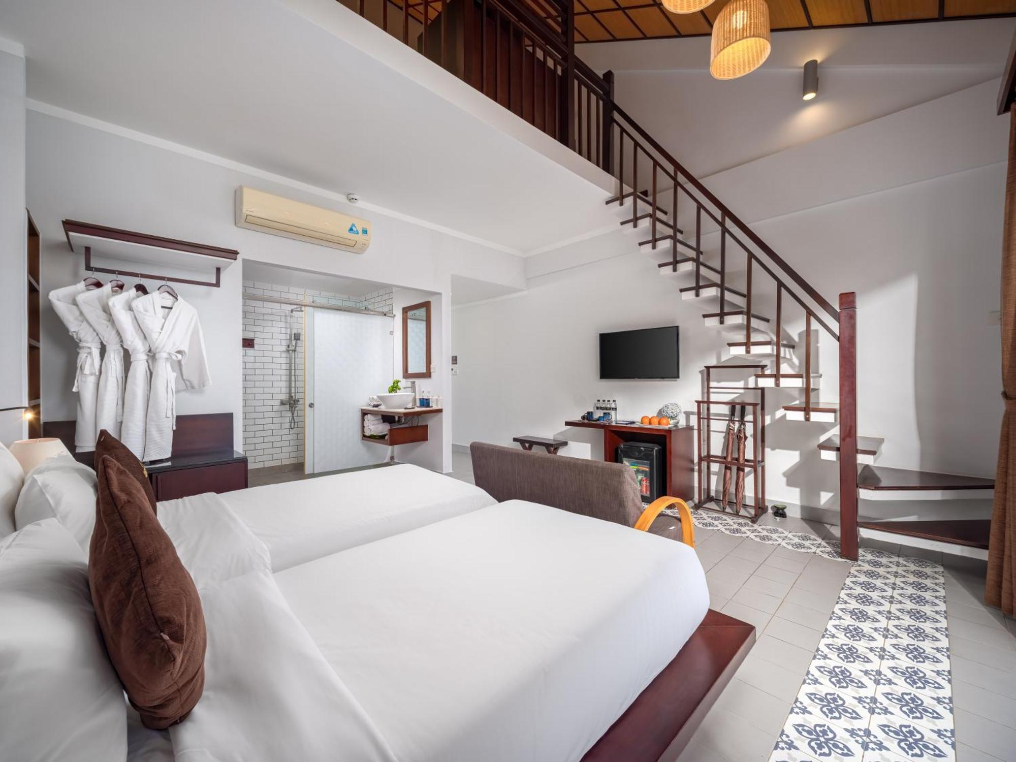 Hoi An Odyssey Hotel & Spa 4* Hoi An