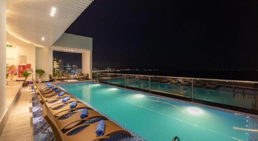 Majestic Star 3*