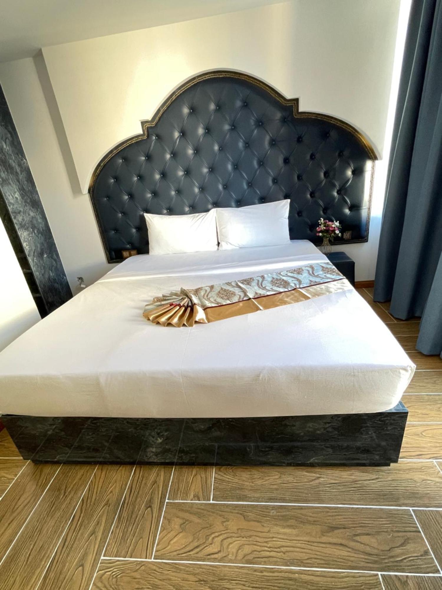 W Premium Khách sạn
