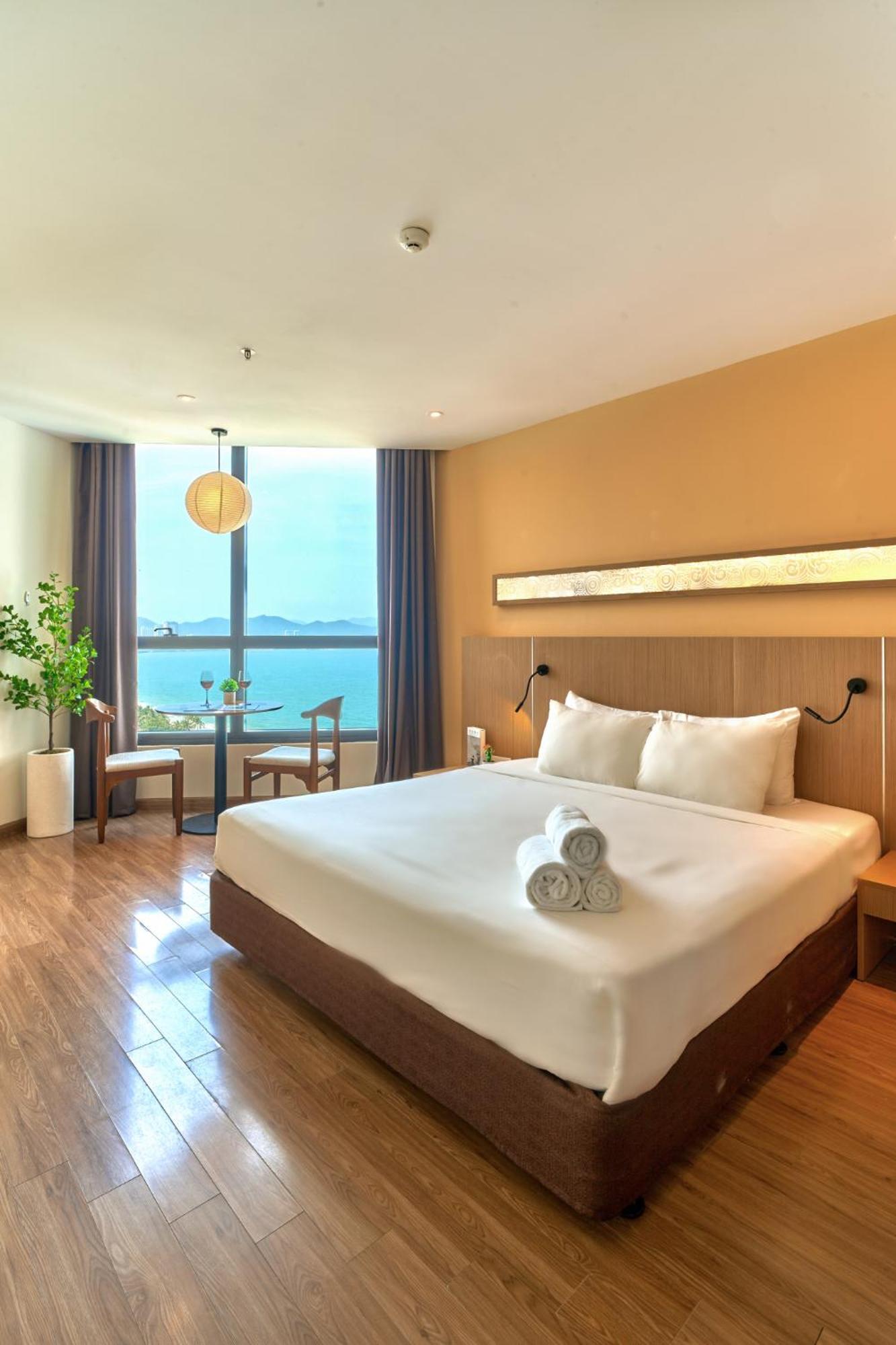 Aparthotel S Lux Starcity With Sea View Nha Trang