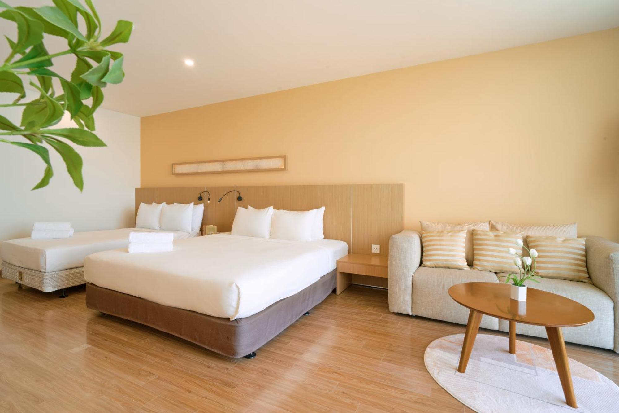 S Lux Starcity With Sea View Aparthotel Nha Trang