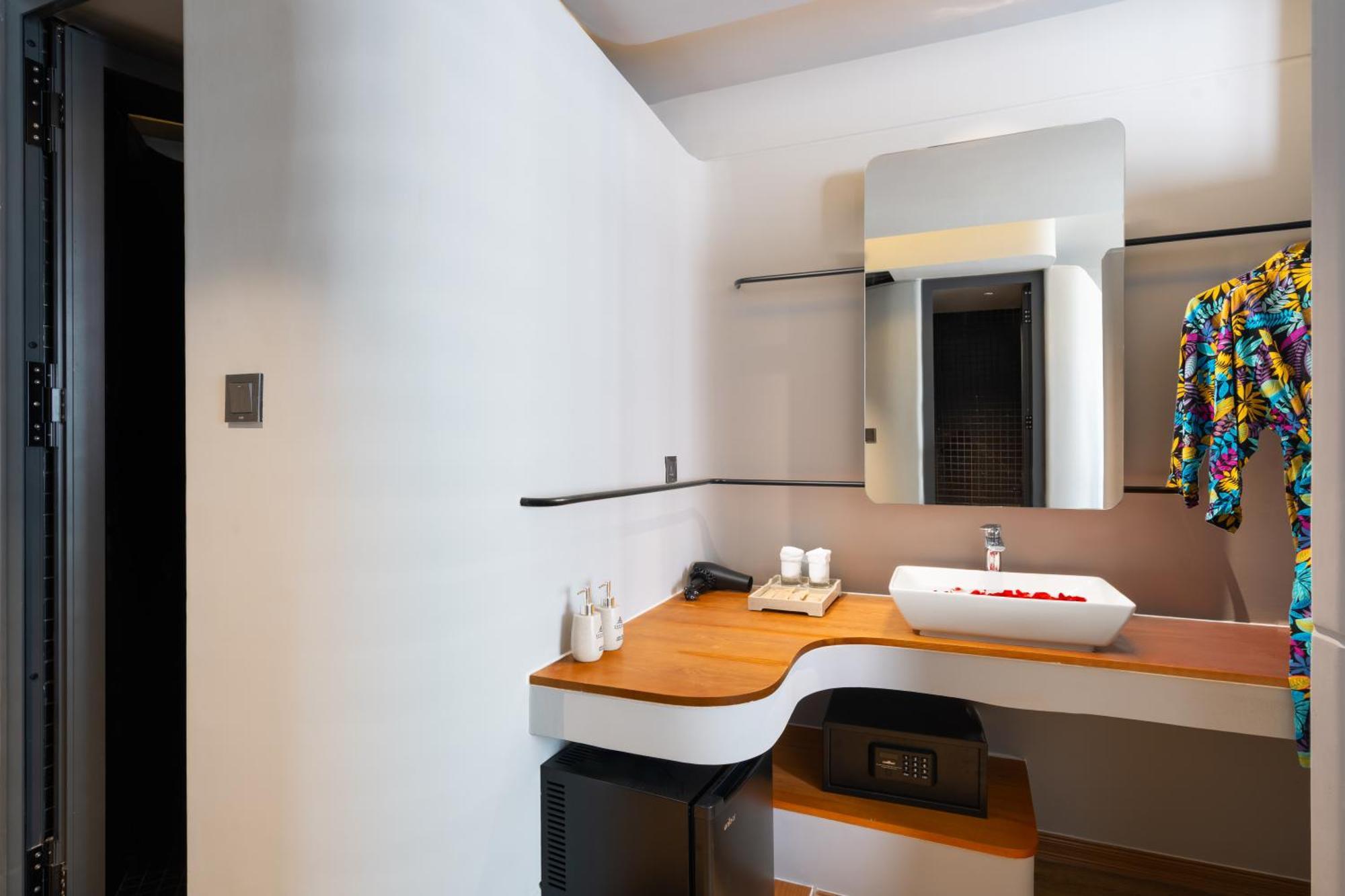 Seaside Boutique Hotel 4*