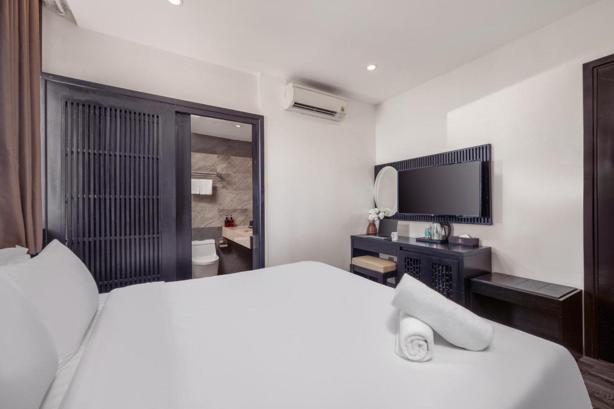 Alcove Bay Boutique Hotel