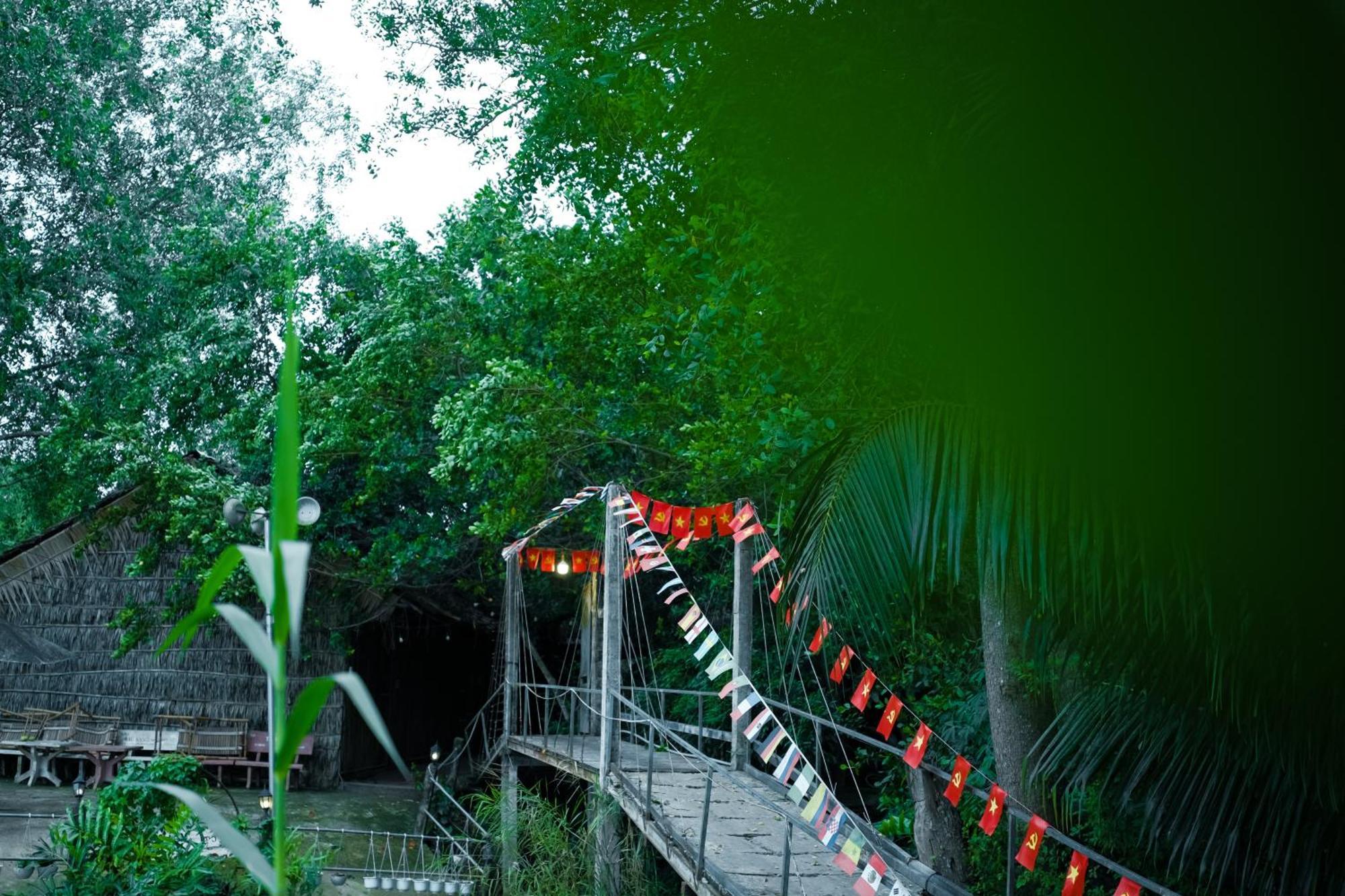 Hometravel Mekong Tho