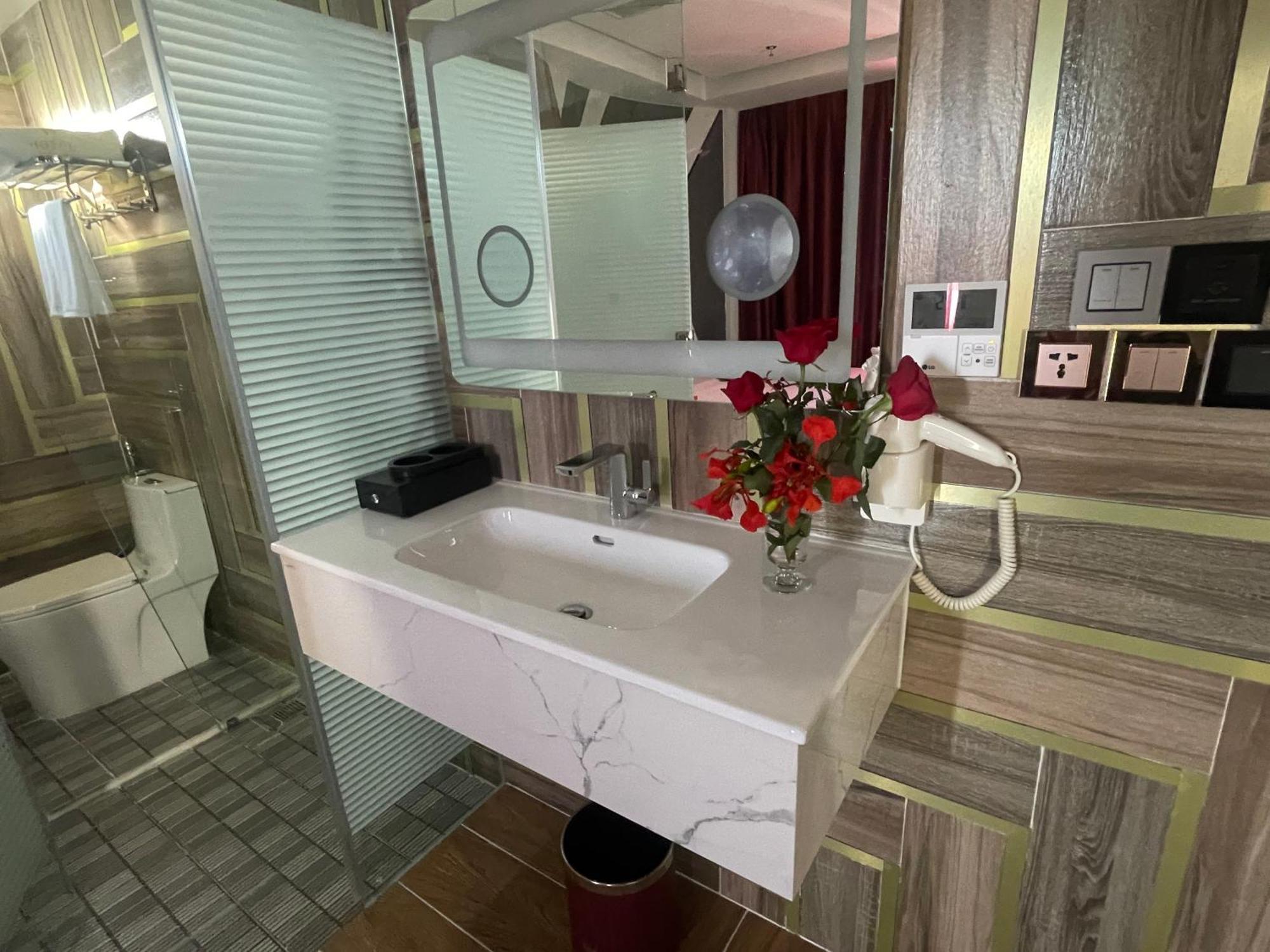 W Premium Khách sạn Nha Trang