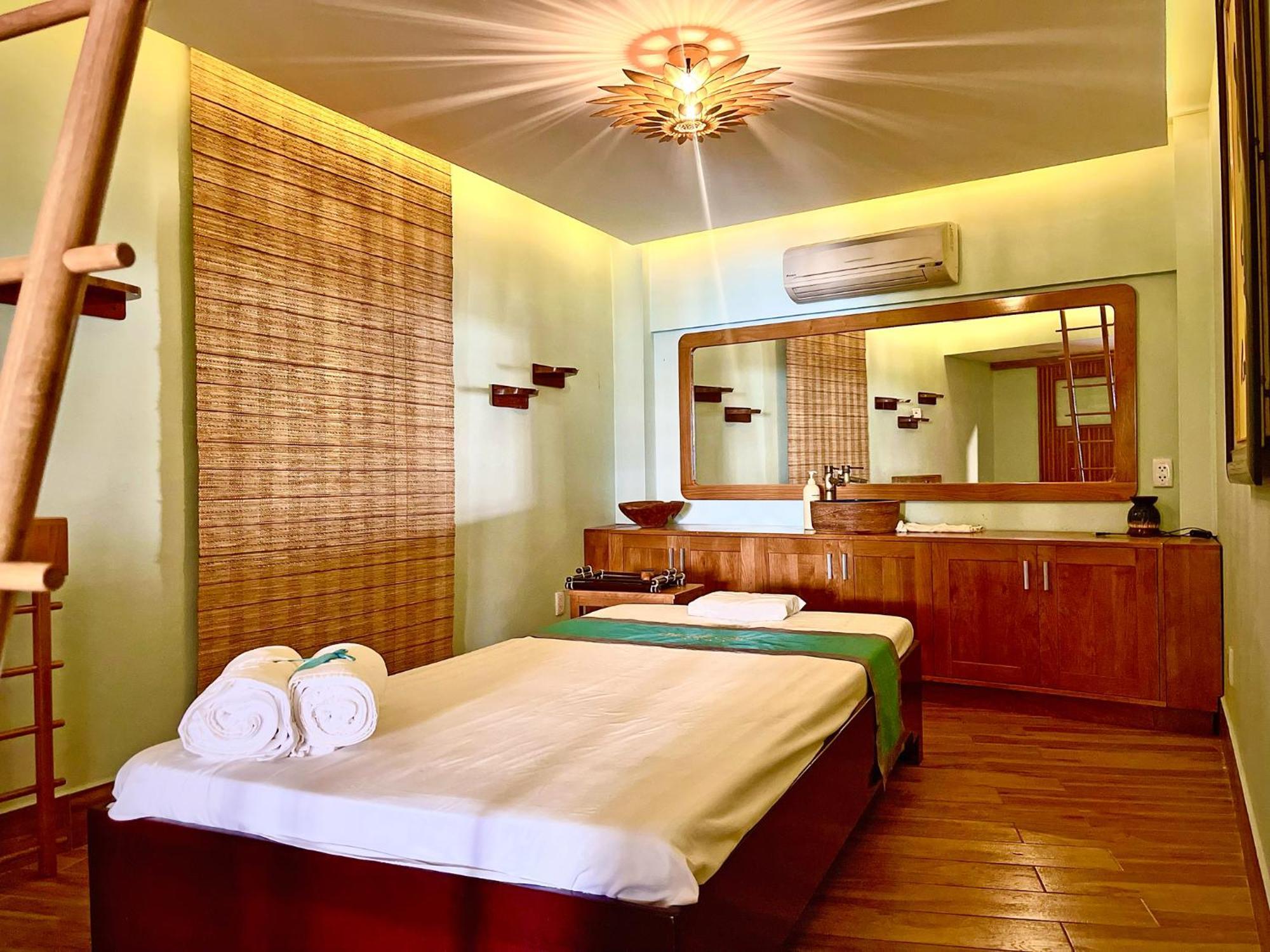 Phu & Resort