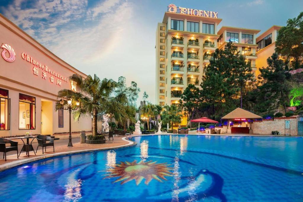 Phoenix Resort