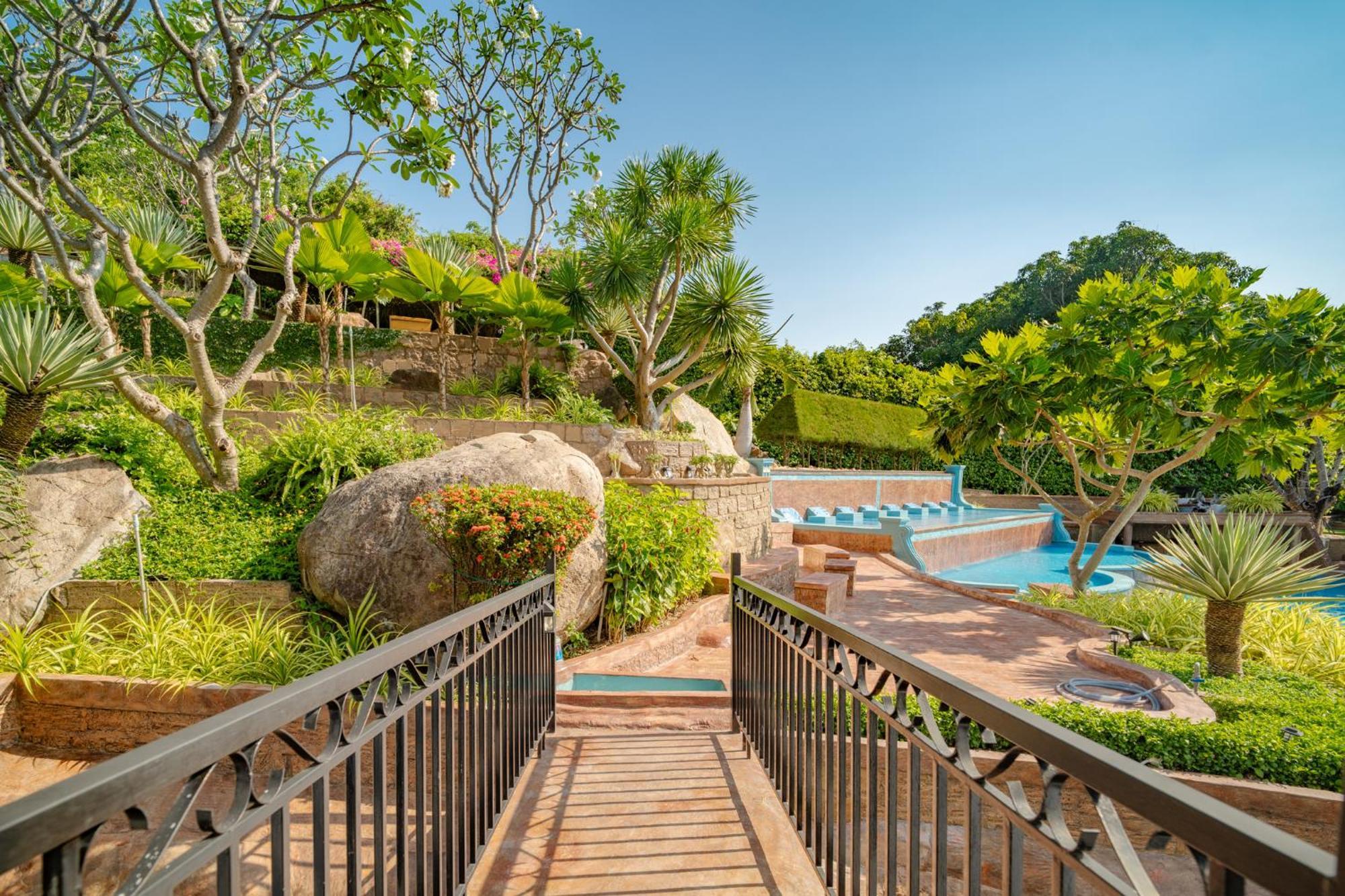 Oasis 4* Nha Trang