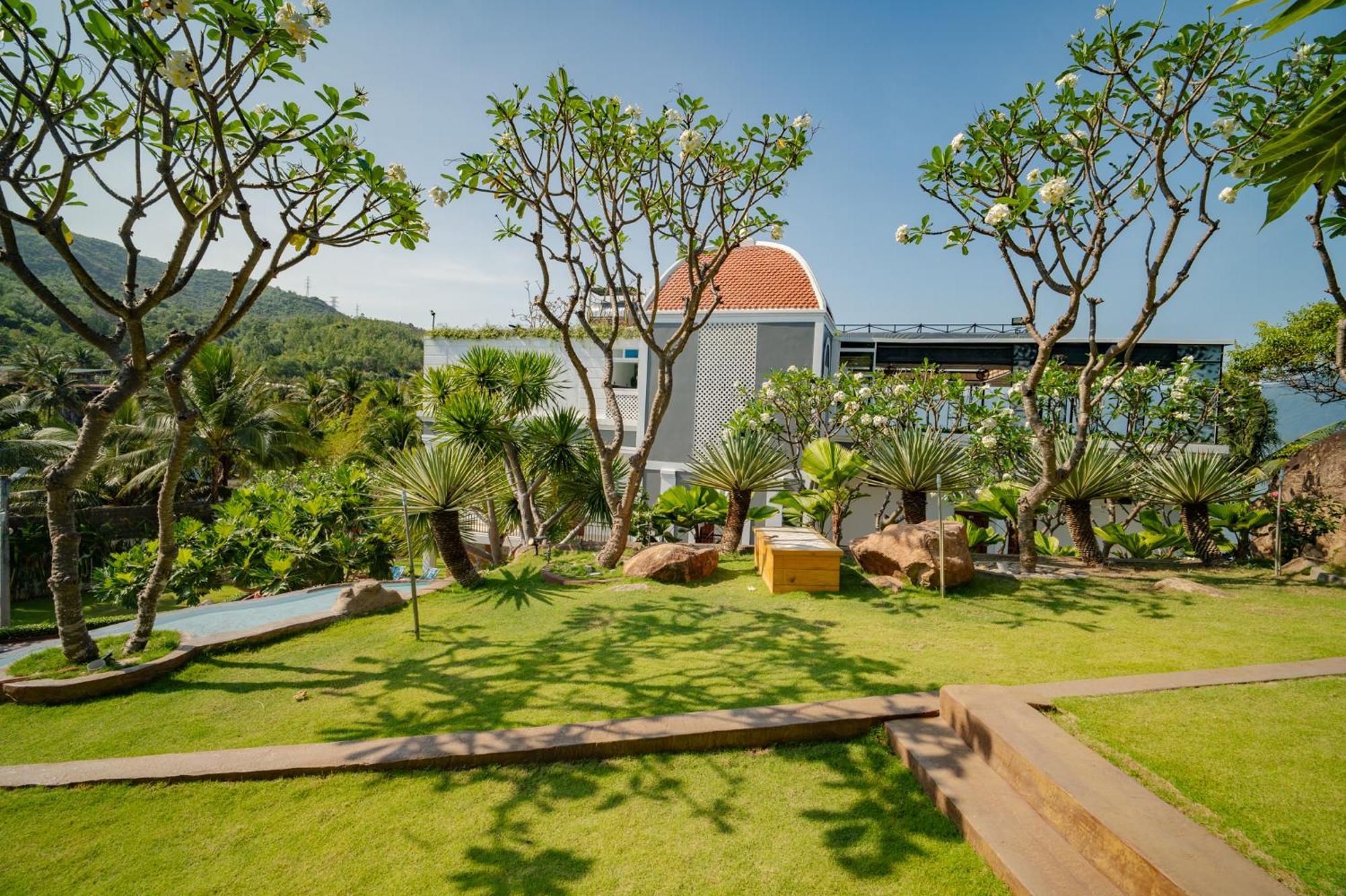 Hotel Oasis Nha Trang