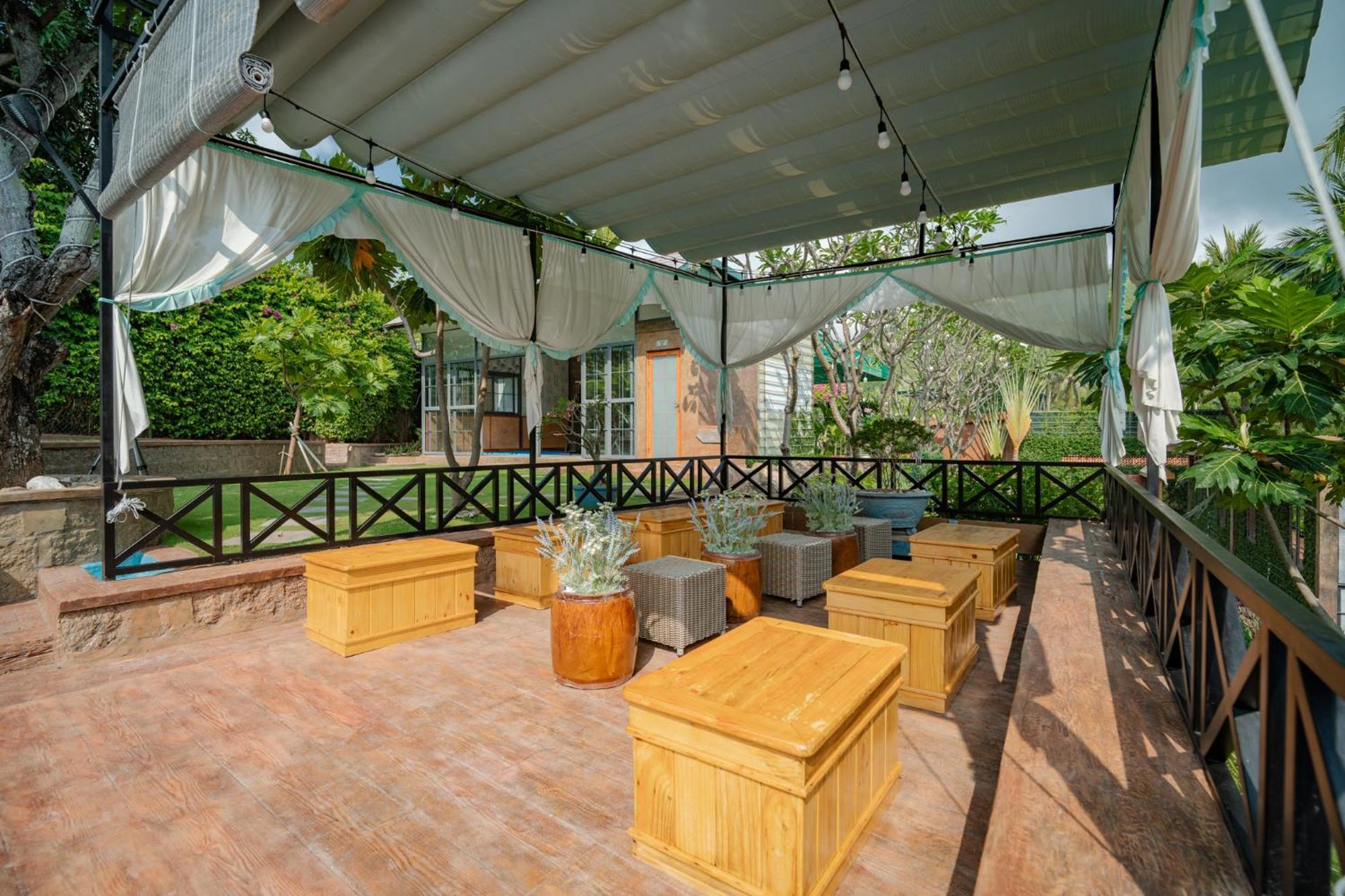 Oasis 4*