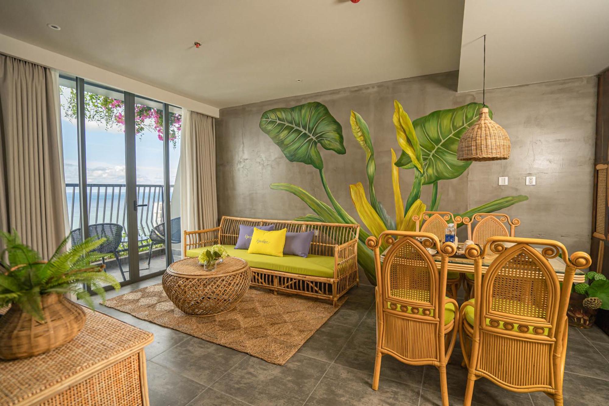 The Signature 5* Nha Trang