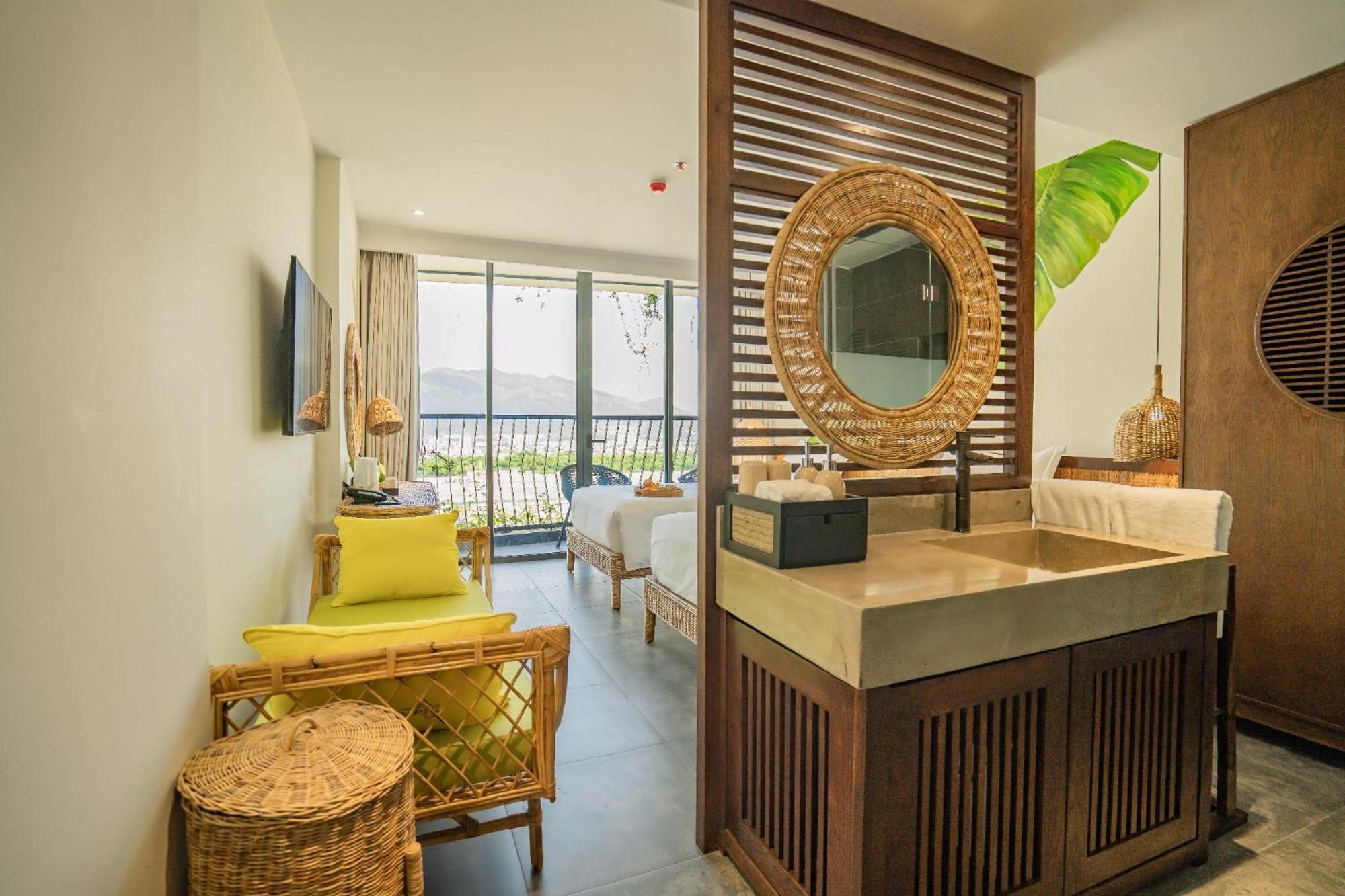Hotel The Signature 5*