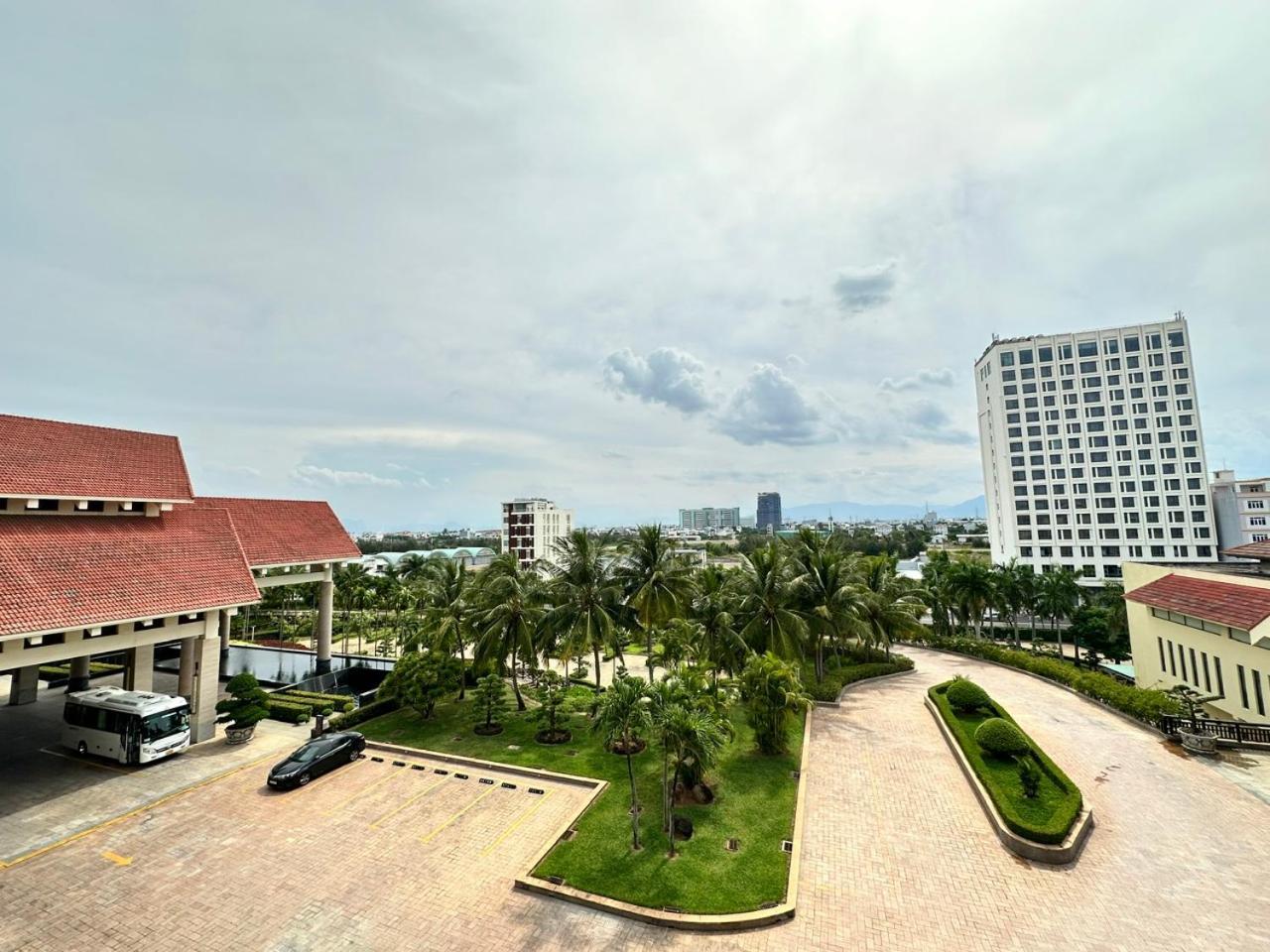 Resort Crowne Plaza &