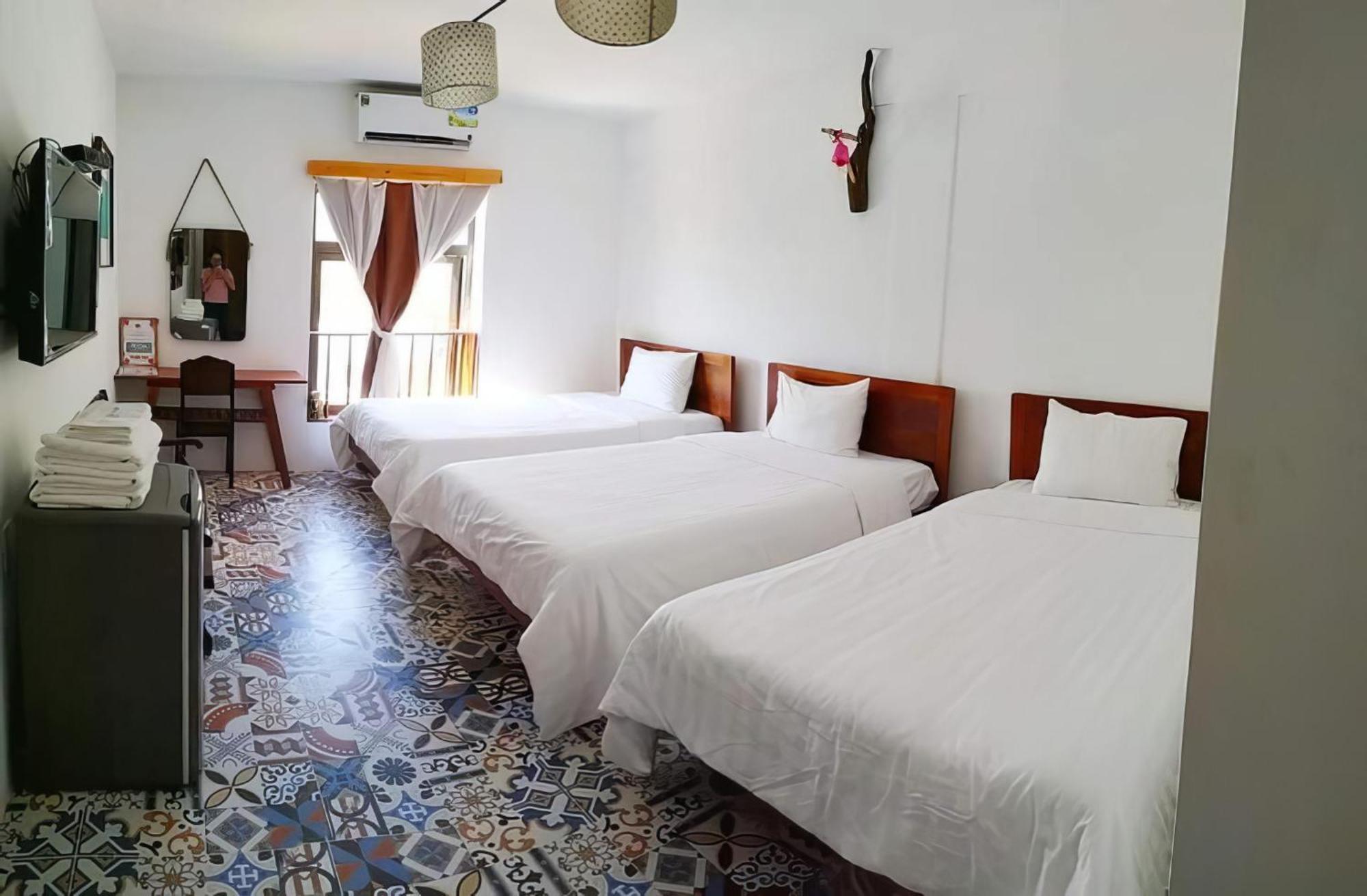 De Condor Khách sạn 2*