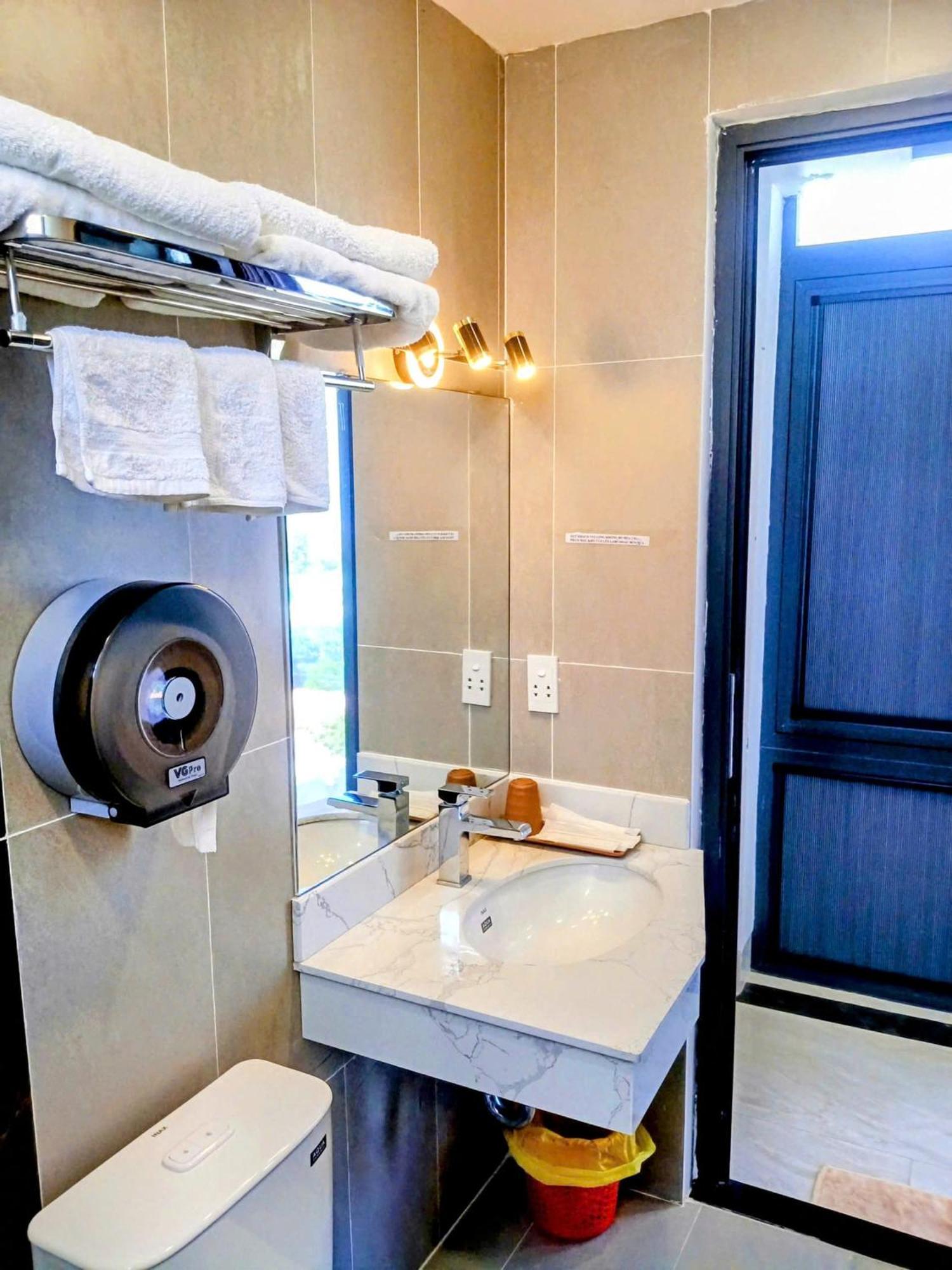Mia Aparthotel