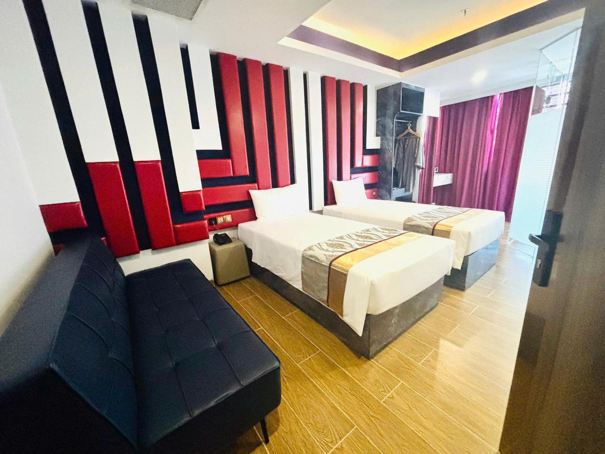 W Premium Khách sạn