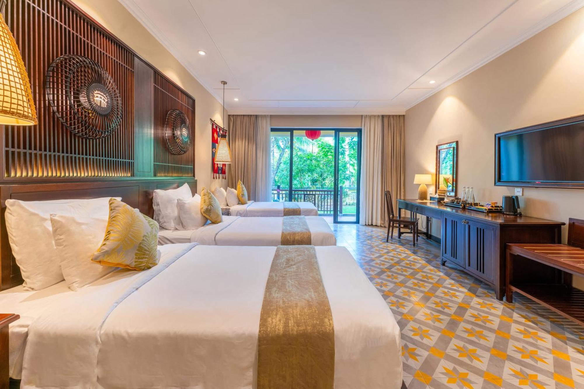 Ahoy Boutique & Hotel