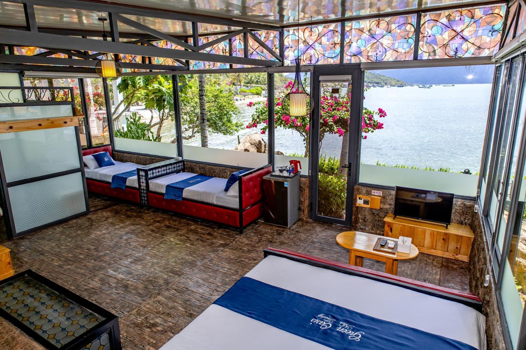 Hotel Oasis