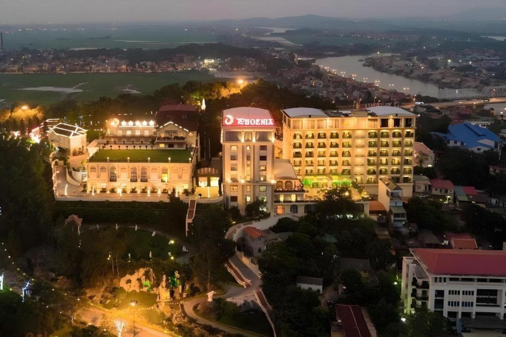 Phoenix Resort