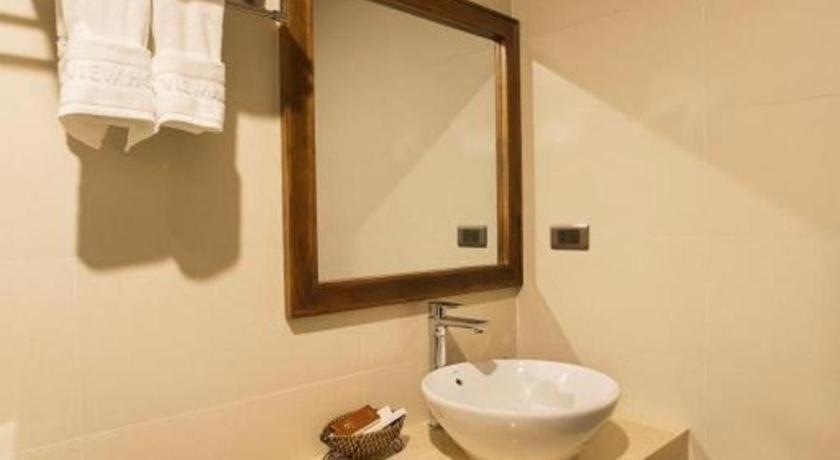 Grand Sea View Hotel 2*