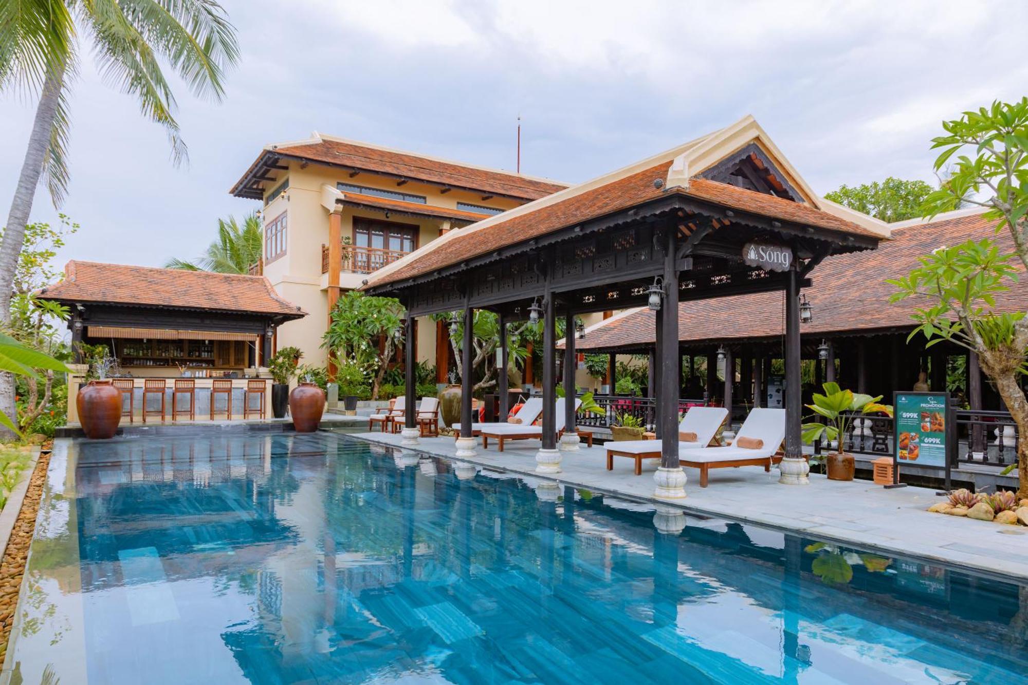 Su Retreat - Riverfront Resort