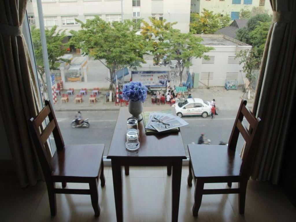 Khách sạn Huong Binh 2*