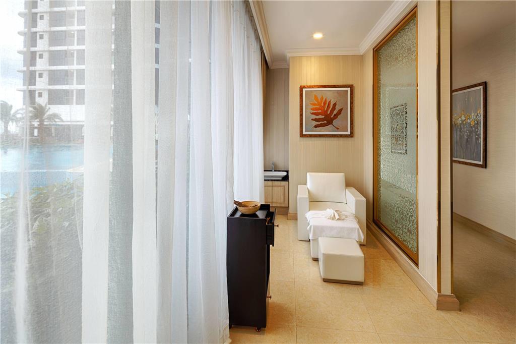 Hotel Melia Vinpearl Empire Nha Trang