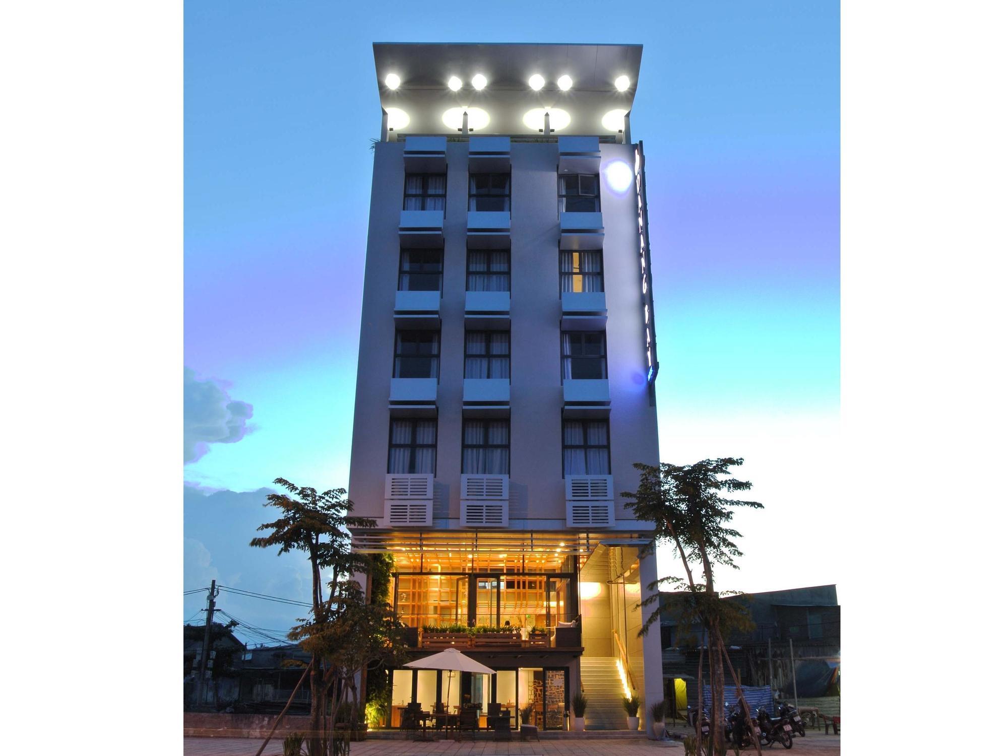 Khách sạn Bay 3*