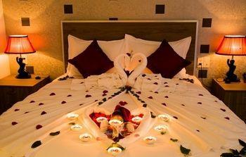 Den Long Do Hotel