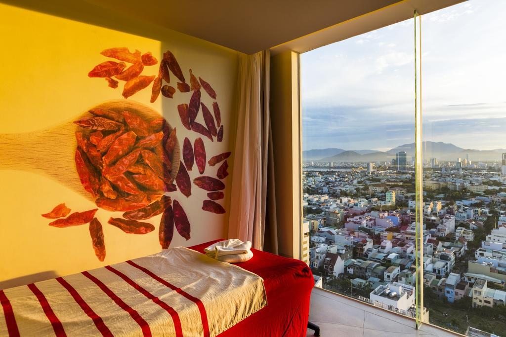 A La Carte Hotel 4*