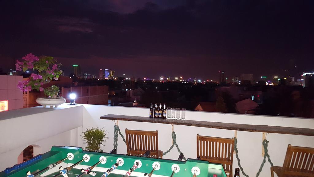 Glocal Beachside Hostel *