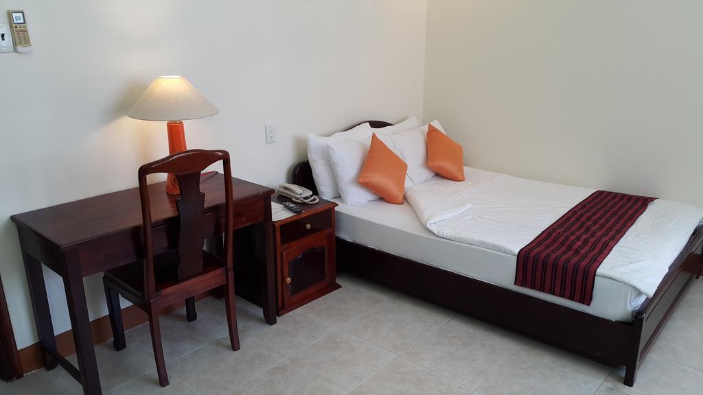 Hotel Oriole &