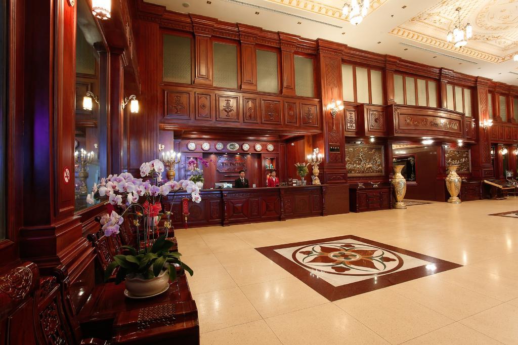 Khách sạn New Pacific TP. Hồ Chí Minh