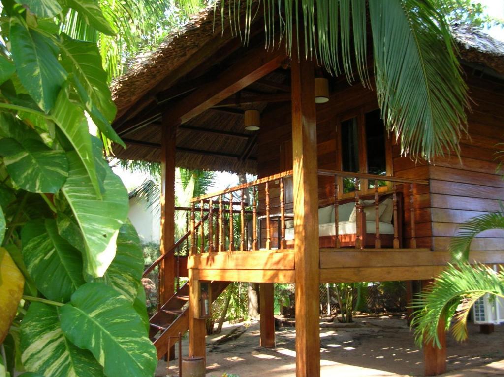 Coco Resort 3*