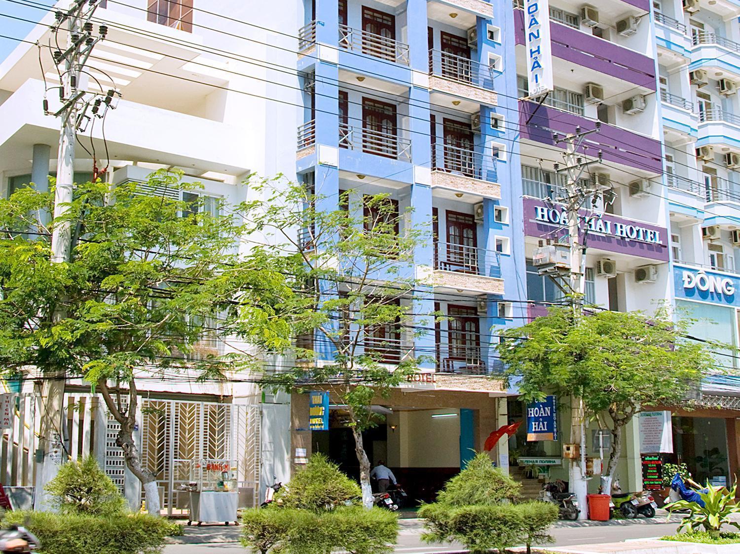Aqua & Hotel Nha Trang