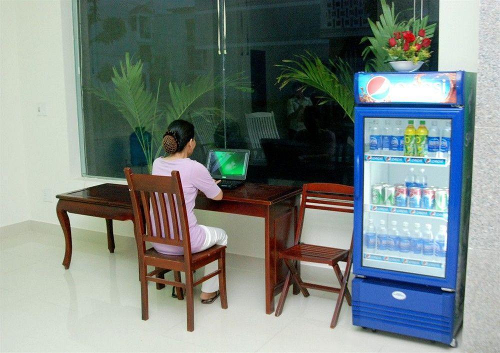 Oyo 557 Phi Yen Hotel