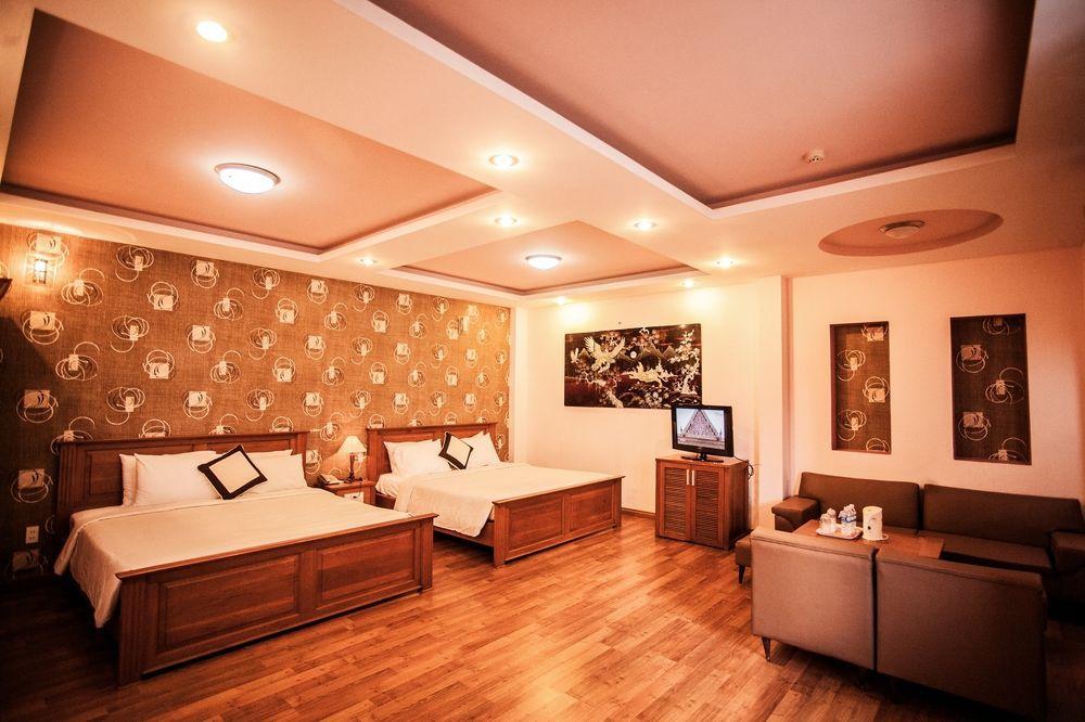Oriental - Doi Dien Bai Bien Hotel