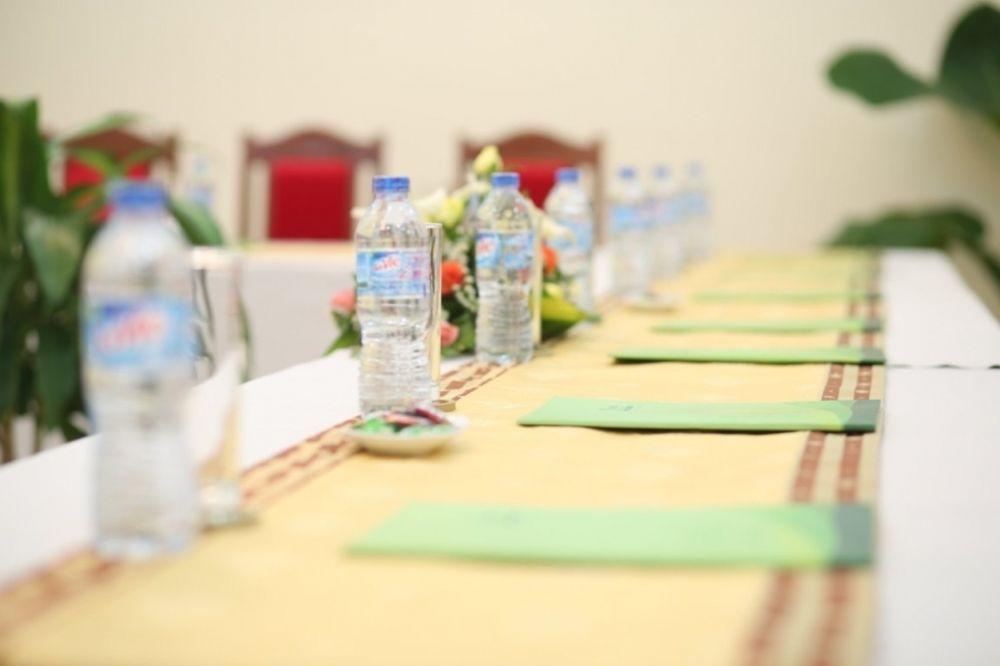 Royal Khách sạn 3*