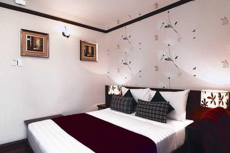 Park View Saigon Khách sạn 3*