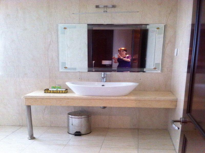 Long Anh Hotel