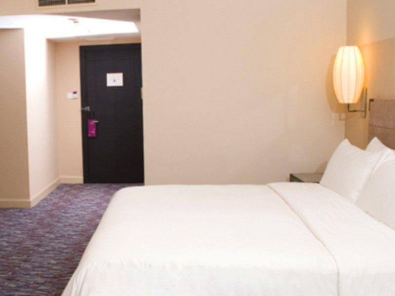Khách sạn Parkroyal Sài Gòn 4*