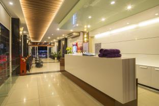 Brandi Ocean View Hotel