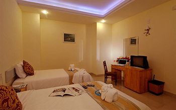 Hotel Blue