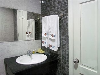 Hotel Heaven *