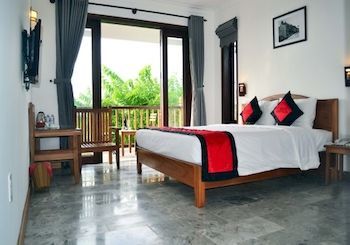 Ruby Hotel Hoi An