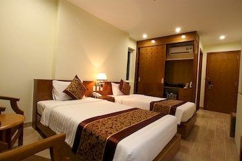 Wonderland Hotel